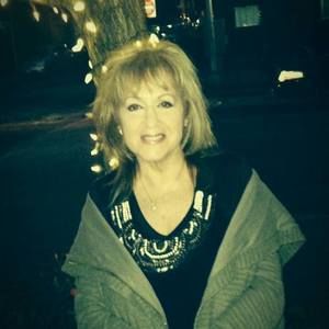 Meet your Posher, Lydia